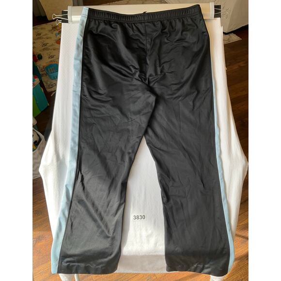 Wilson Women Athletic Sweatpants size L Elastic Waist Casual Black - Picture 10 of 10